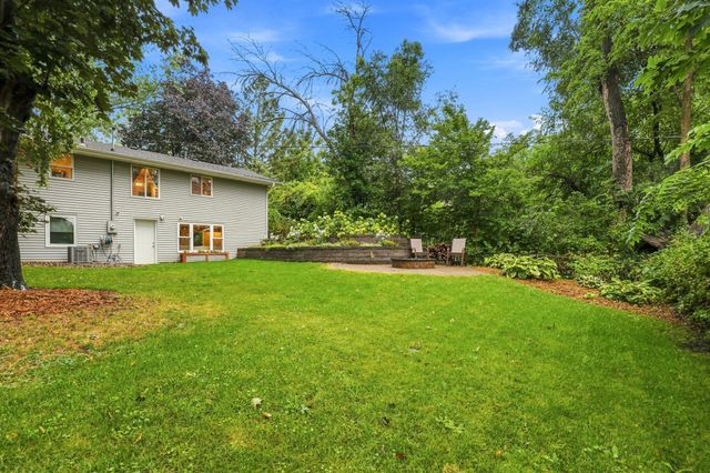 8258 Hemingway Avenue S, Cottage Grove, MN 55016