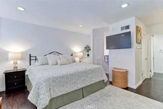 1048 Cabrillo Park Drive A, Santa Ana, CA 92701