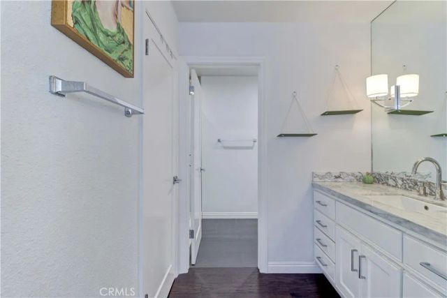 1048 Cabrillo Park Drive A, Santa Ana, CA 92701