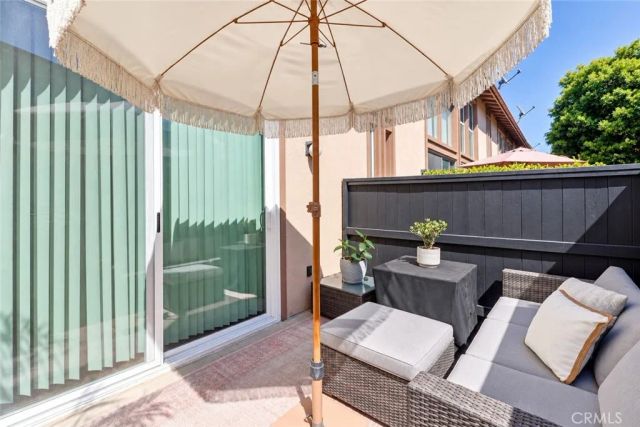 1048 Cabrillo Park Drive A, Santa Ana, CA 92701