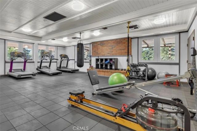 1048 Cabrillo Park Drive A, Santa Ana, CA 92701