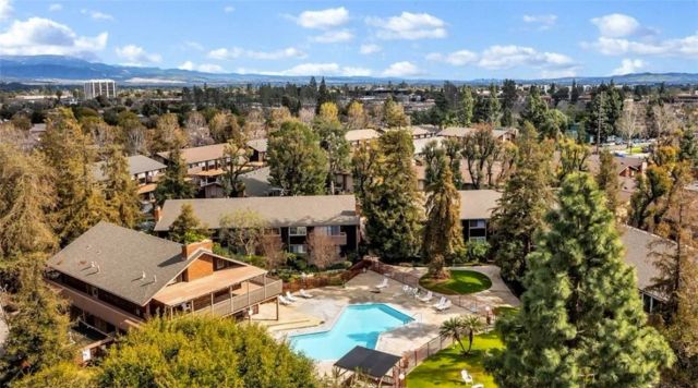 1048 Cabrillo Park Drive A, Santa Ana, CA 92701