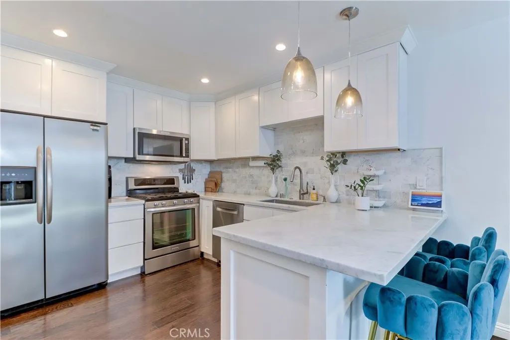 1048 Cabrillo Park Drive A, Santa Ana, CA 92701
