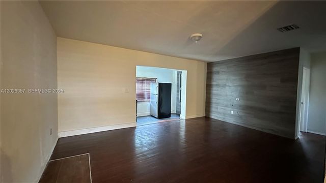 1090 NW 134th Street, North Miami, FL 33168