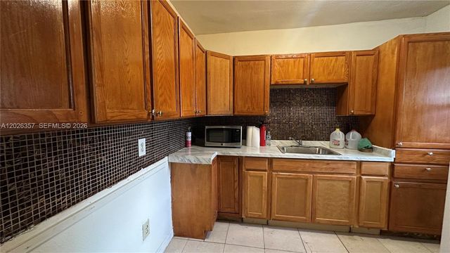 1090 NW 134th Street, North Miami, FL 33168