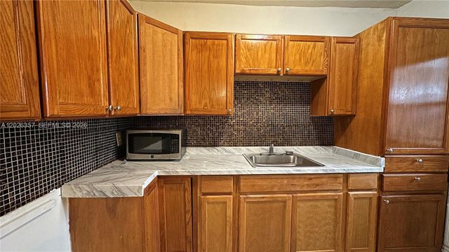 1090 NW 134th Street, North Miami, FL 33168