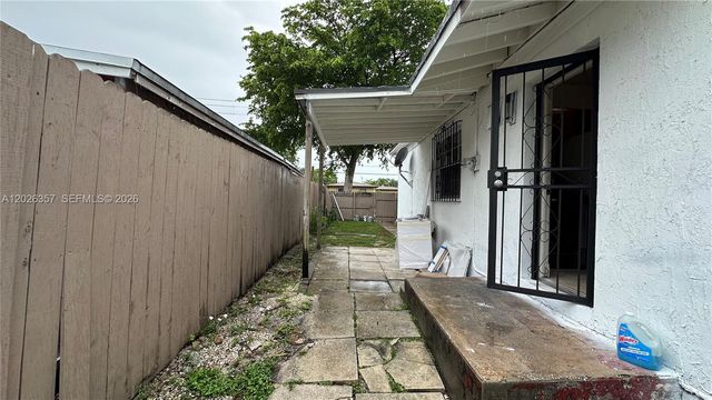 1090 NW 134th Street, North Miami, FL 33168