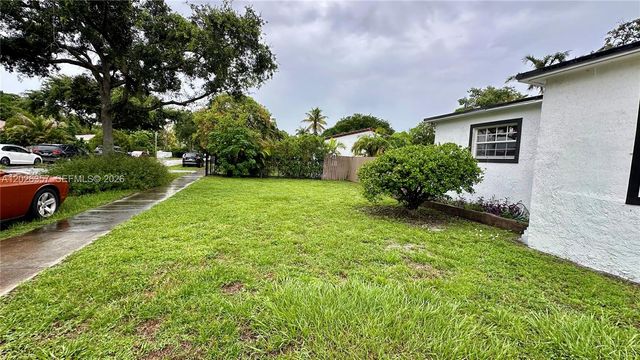 1090 NW 134th Street, North Miami, FL 33168