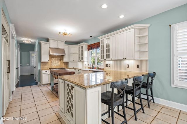 8120 Mason Ridge Lane, Wilmington, NC 28409