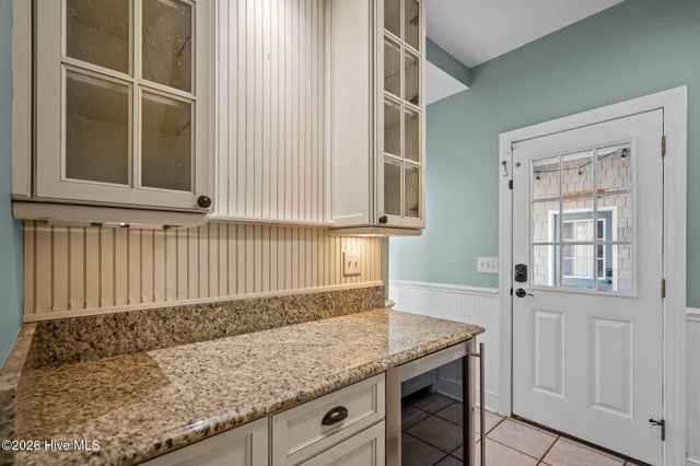 8120 Mason Ridge Lane, Wilmington, NC 28409