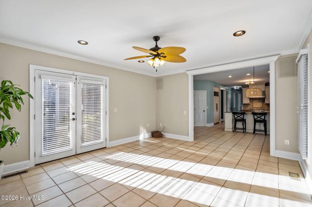 8120 Mason Ridge Lane, Wilmington, NC 28409