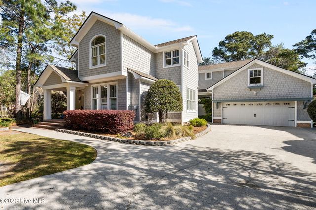 8120 Mason Ridge Lane, Wilmington, NC 28409