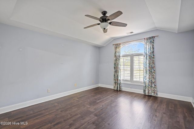 8120 Mason Ridge Lane, Wilmington, NC 28409