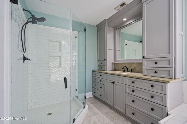 8120 Mason Ridge Lane, Wilmington, NC 28409