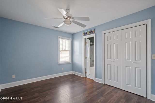 8120 Mason Ridge Lane, Wilmington, NC 28409