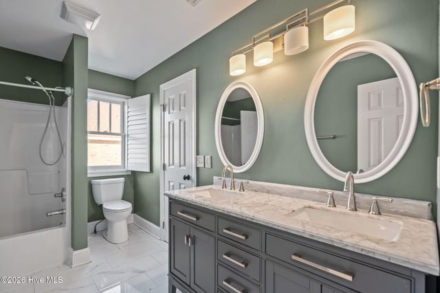8120 Mason Ridge Lane, Wilmington, NC 28409