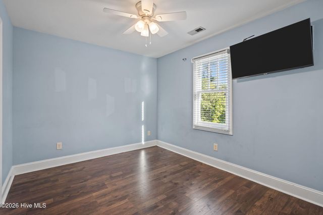 8120 Mason Ridge Lane, Wilmington, NC 28409