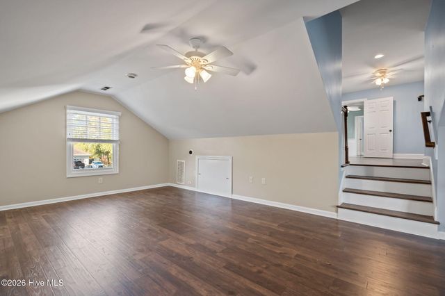 8120 Mason Ridge Lane, Wilmington, NC 28409