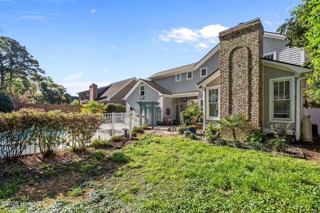 8120 Mason Ridge Lane, Wilmington, NC 28409