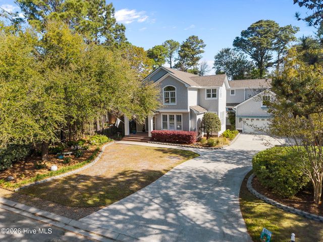 8120 Mason Ridge Lane, Wilmington, NC 28409