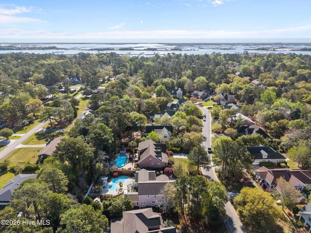 8120 Mason Ridge Lane, Wilmington, NC 28409