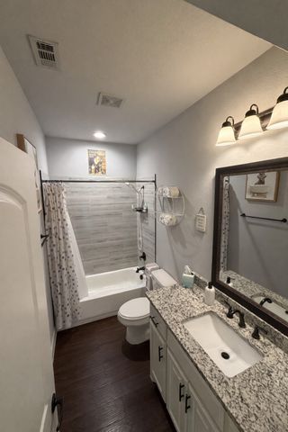 1305 E 6th Avenue, Corsicana, TX 75110