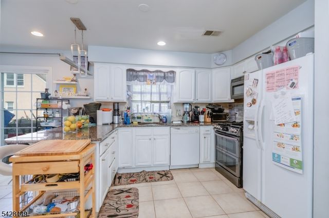 1633 Grier Ave, Linden City, NJ 07036