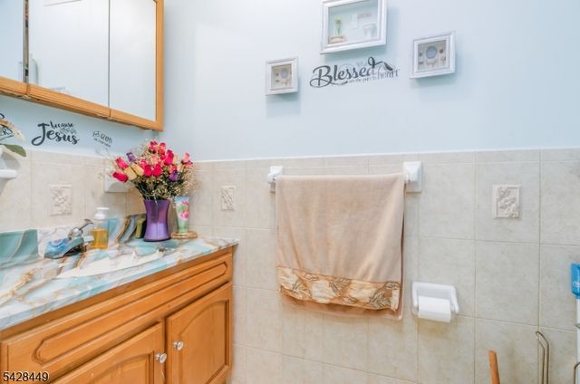 1633 Grier Ave, Linden City, NJ 07036