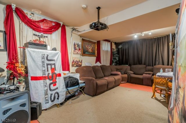 1633 Grier Ave, Linden City, NJ 07036