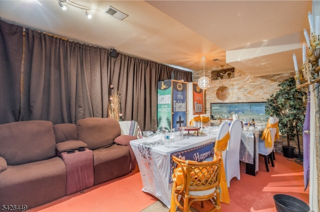 1633 Grier Ave, Linden City, NJ 07036