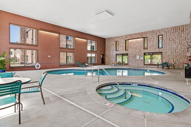 7500 Cahill Road 101C, Edina, MN 55439