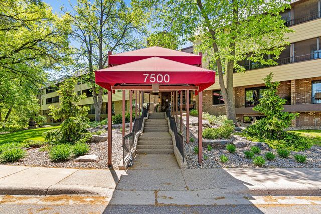 7500 Cahill Road 101C, Edina, MN 55439