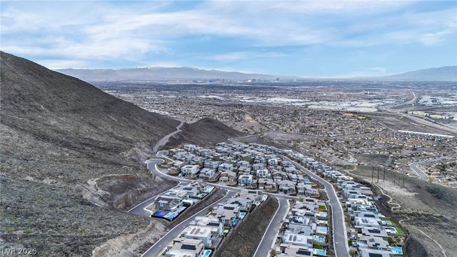 318 Kandinsky Court, Henderson, NV 89012