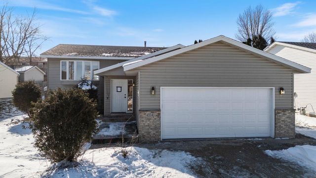 4834 10th Street NW, Rochester, MN 55901