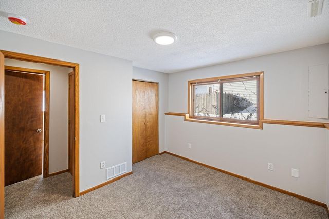 4834 10th Street NW, Rochester, MN 55901