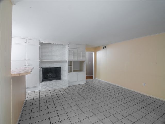 1917 Woodland Avenue, Fayetteville, AR 72703