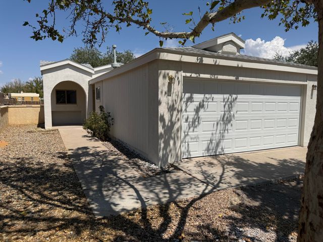 1610 Perma Drive NE, Rio Rancho, NM 87144