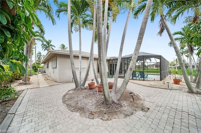 1138 Lucerne AVE 1, Cape Coral, FL 33904