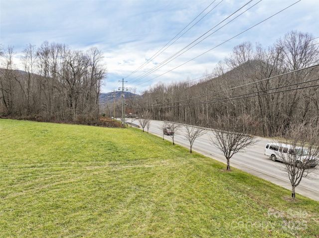 000 Soco Road 2, Maggie Valley, NC 28751