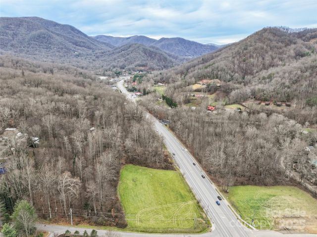 000 Soco Road 2, Maggie Valley, NC 28751