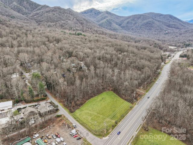 000 Soco Road 2, Maggie Valley, NC 28751