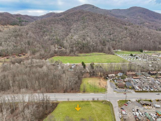 000 Soco Road 2, Maggie Valley, NC 28751
