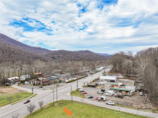 000 Soco Road 2, Maggie Valley, NC 28751