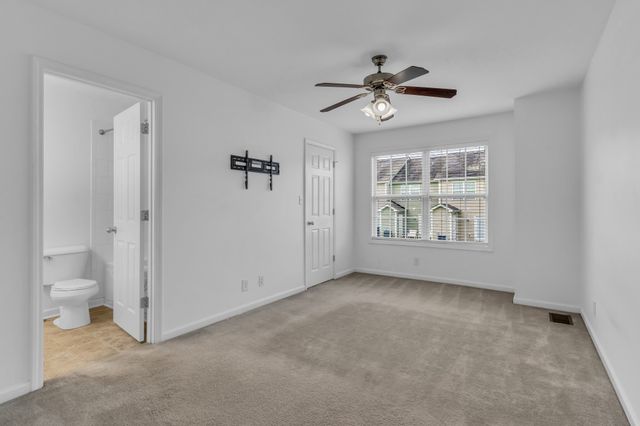 68 John Sevier Ave, Clarksville, TN 37040