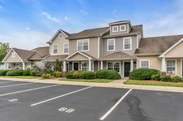 68 John Sevier Ave, Clarksville, TN 37040