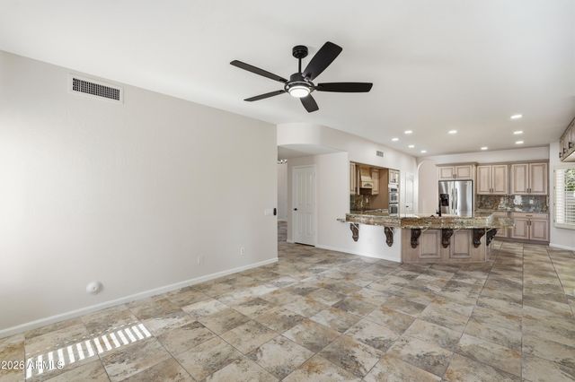 2232 E TAHITIAN Way, Gilbert, AZ 85234