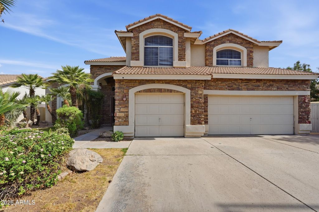 2232 E TAHITIAN Way, Gilbert, AZ 85234