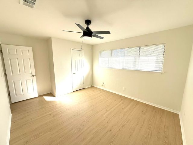 1401 Arvel, Azle, TX 76020