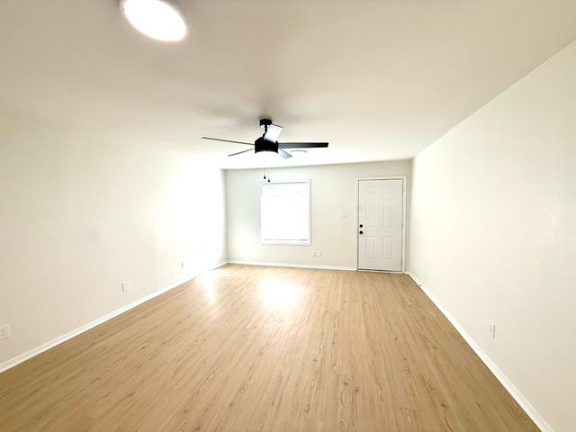 1401 Arvel, Azle, TX 76020