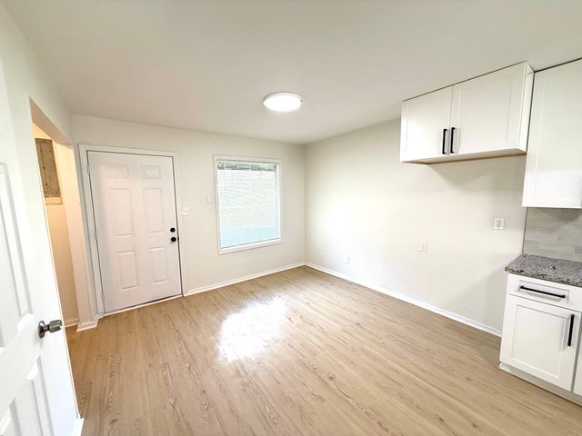 1401 Arvel, Azle, TX 76020